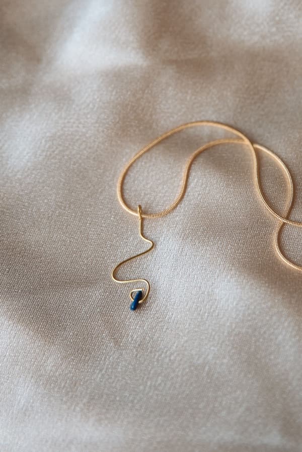 Collier Aquarius - Laiton, Plaqué Or, Lapis lazuli