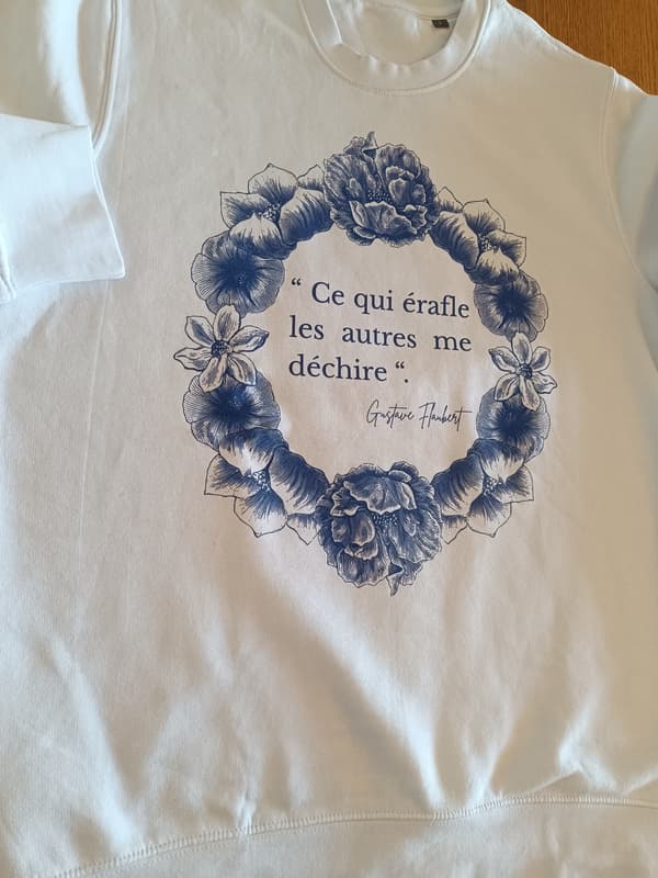 Image back Sweat littéraire Flaubert - "Ce qui érafle les autres me déchire"