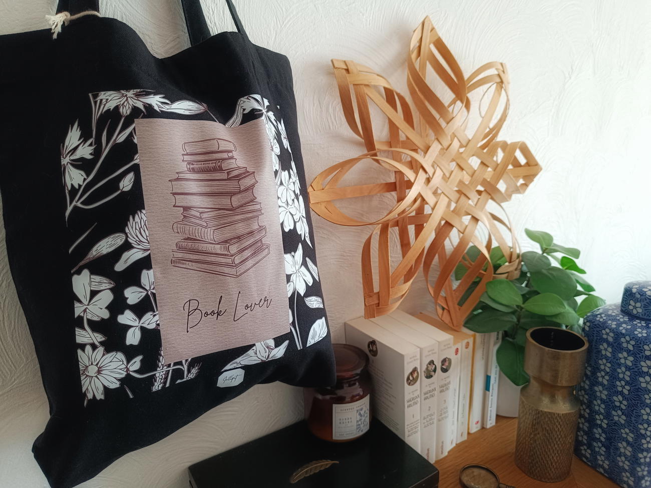 Image back Totebag fleuri noir Book Lover