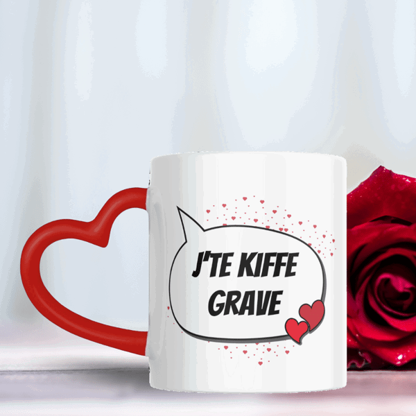 Image front Mug cœur J'te kiffe grave