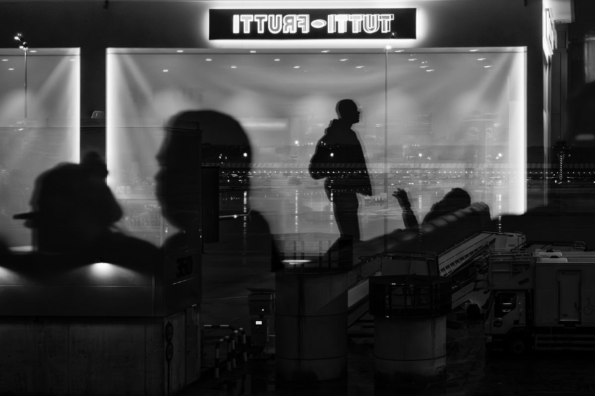 Image The Ultimate Constraint: One Camera. One Lens. One Year.