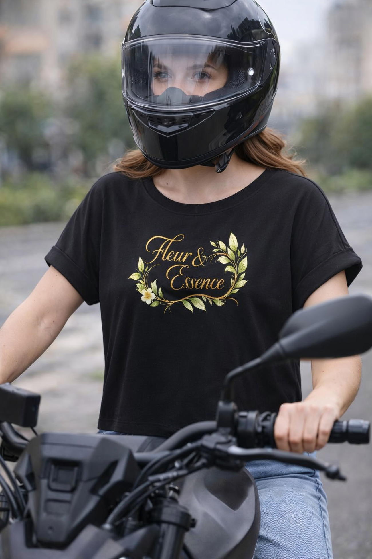 Image back T-shirt femme biologique manches à revers Fleur & Essence